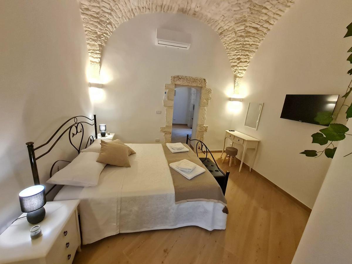 La Dimora Nel Borgo Villa Locorotondo Exteriör bild