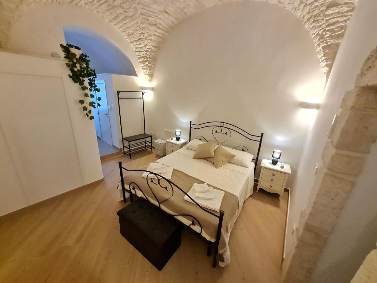 La Dimora Nel Borgo Villa Locorotondo Exteriör bild