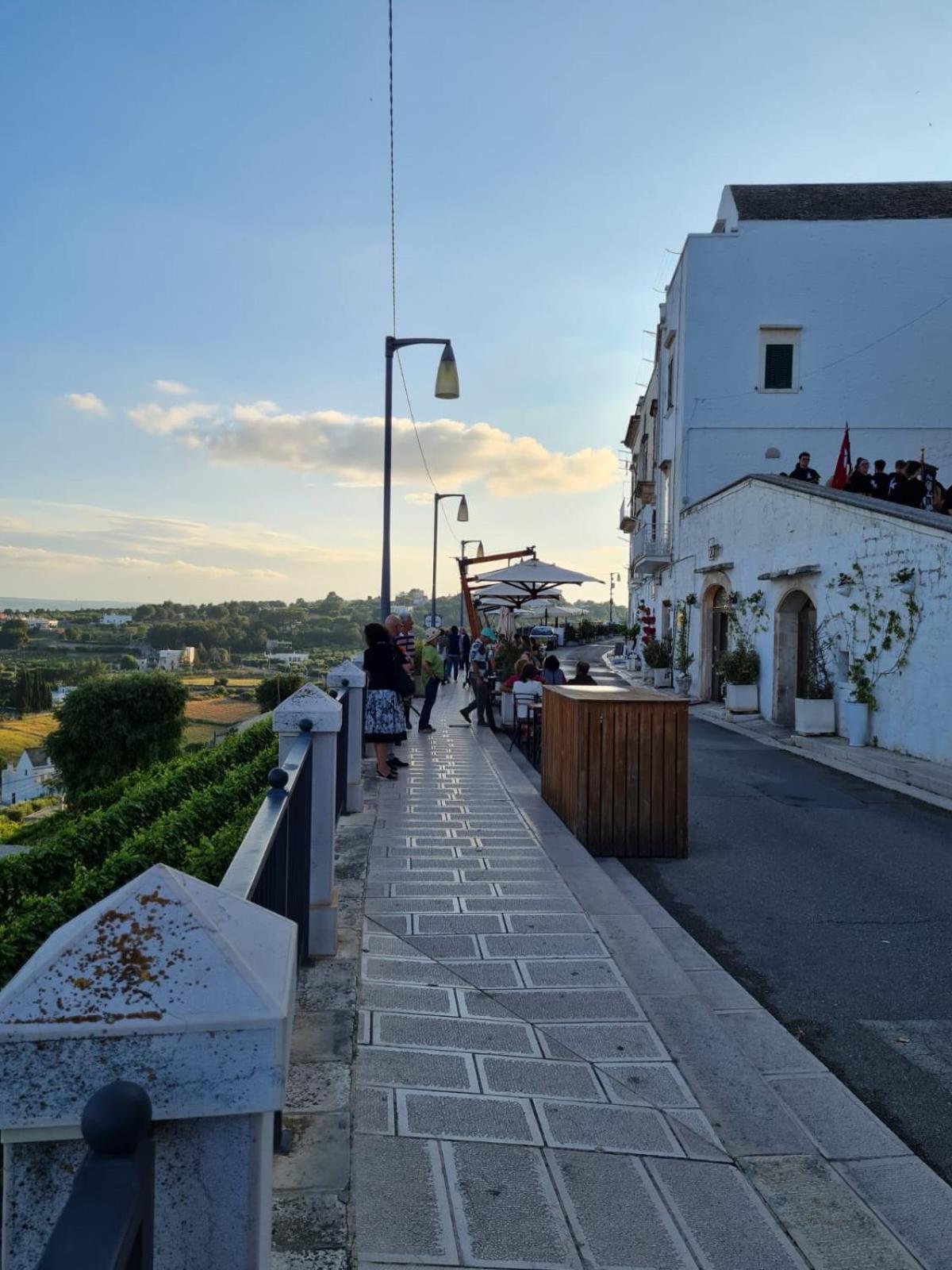 La Dimora Nel Borgo Villa Locorotondo Exteriör bild